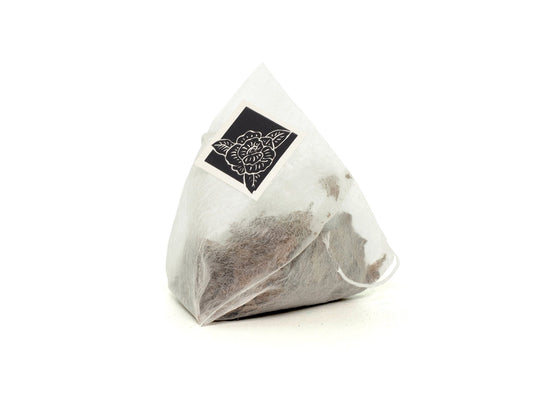Premium Jin Qian Liu whole tea leaves in tea bags from Cha Zhi Ji