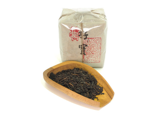 Loose leaves of Ma Bao Liu Bao Tea from the 1990s by Cha Zhi Ji