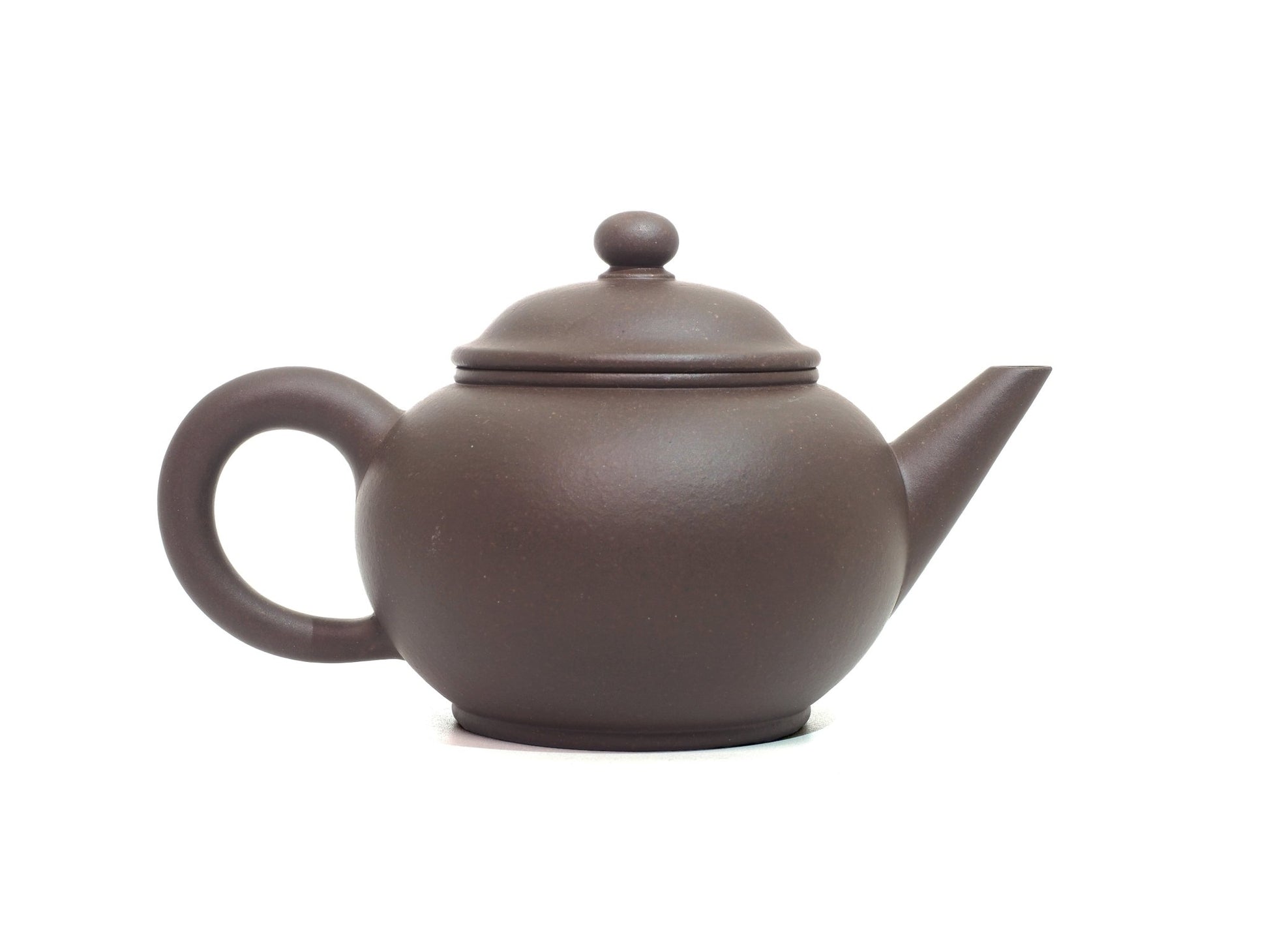 Side profile of 16 Cup Shui Ping Yixing Teapot – 220ml bronze grade clay