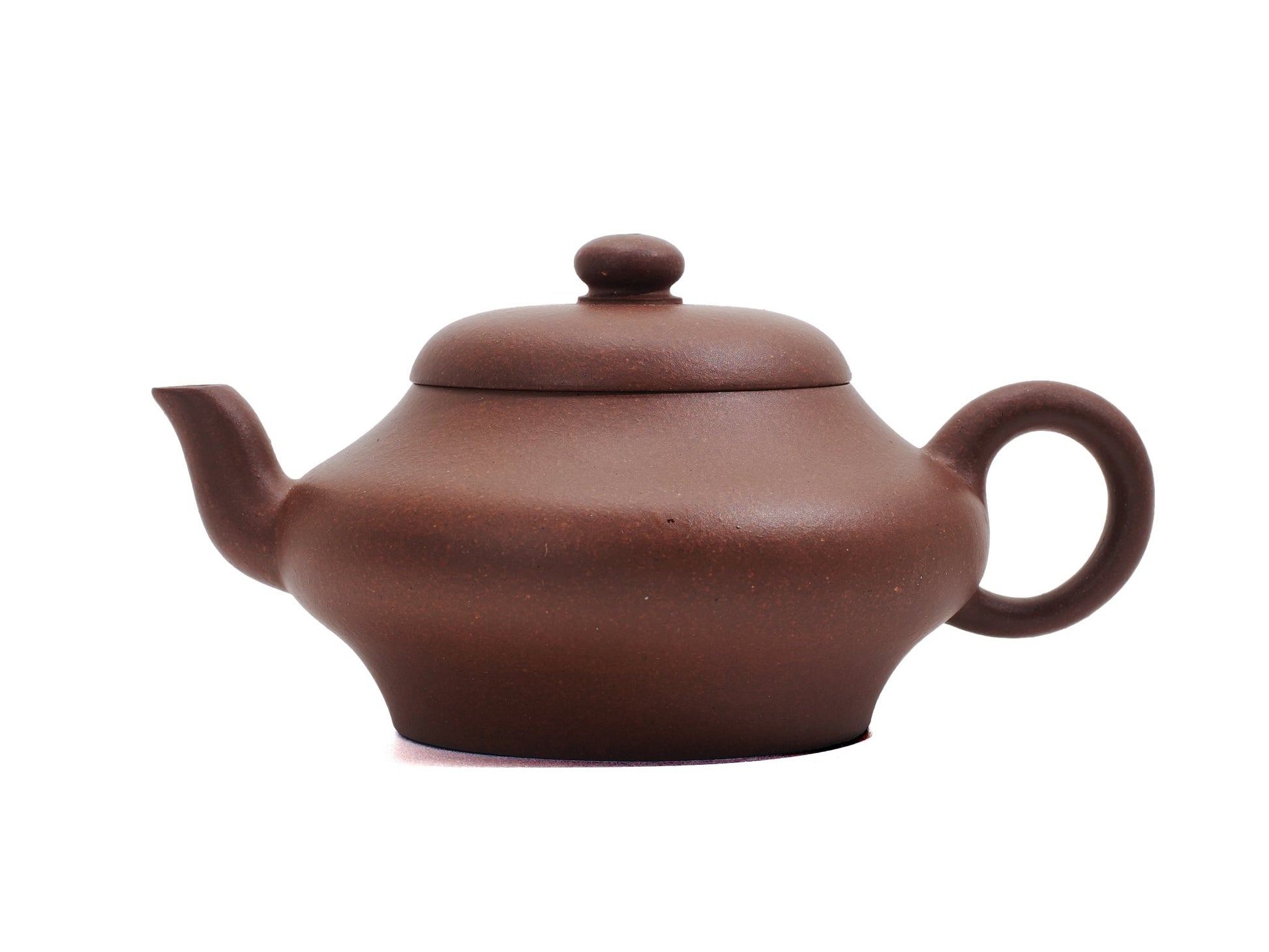 Side view of Biandeng Yixing teapot made from raw ore Zisha clay, 125ml