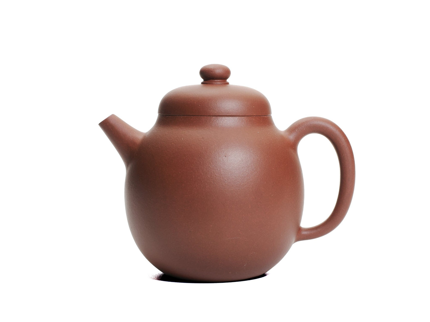 Left side view of the 265 ml Hong Pi Long Da Long Dan teapot with an egg‑shaped body, arched handle and short angled spout.