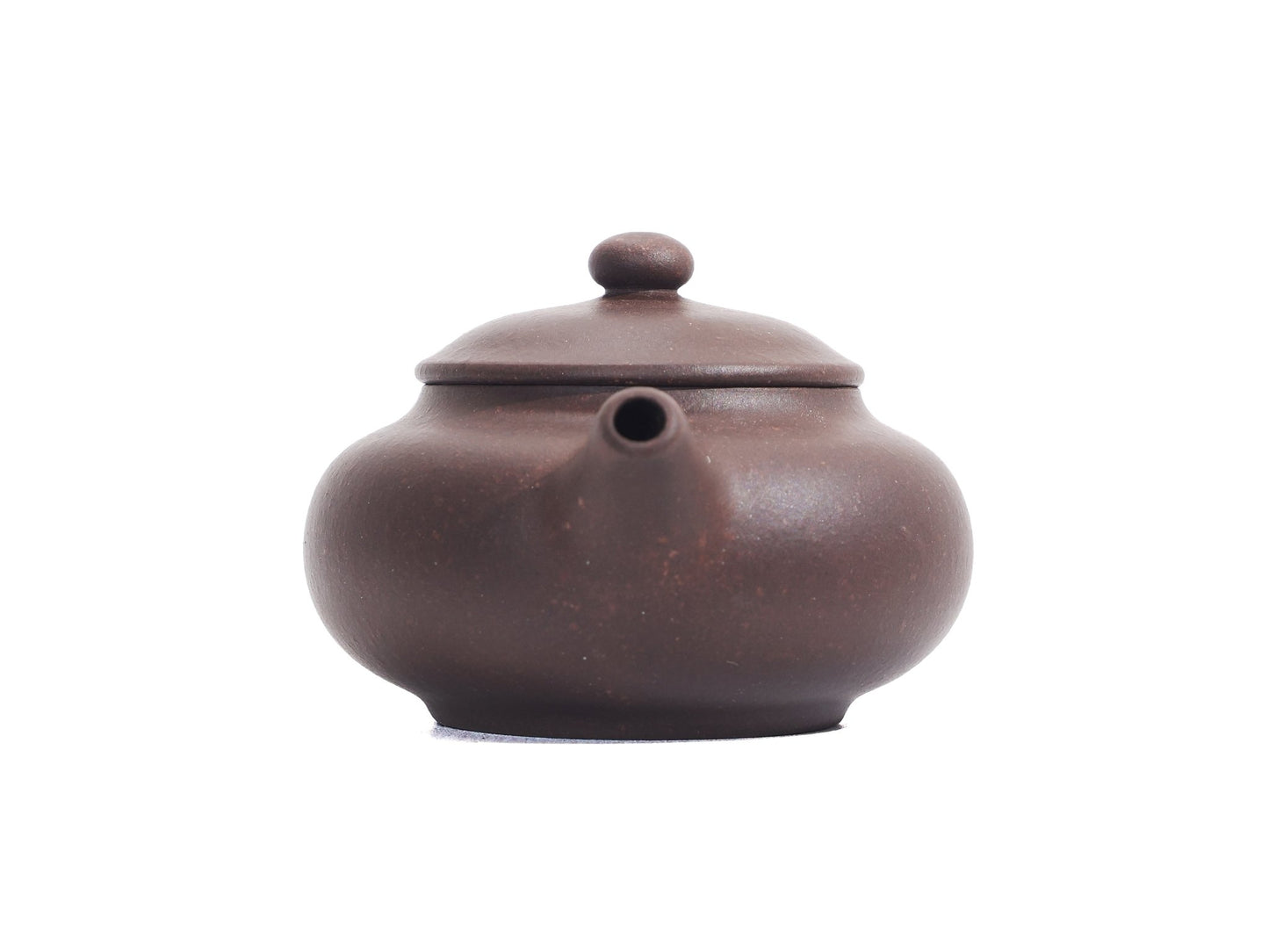 Front-facing spout view of Pan Hu Teapot 50ml with round body and curved handle