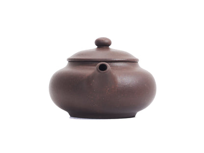 Front-facing spout view of Pan Hu Teapot 50ml with round body and curved handle