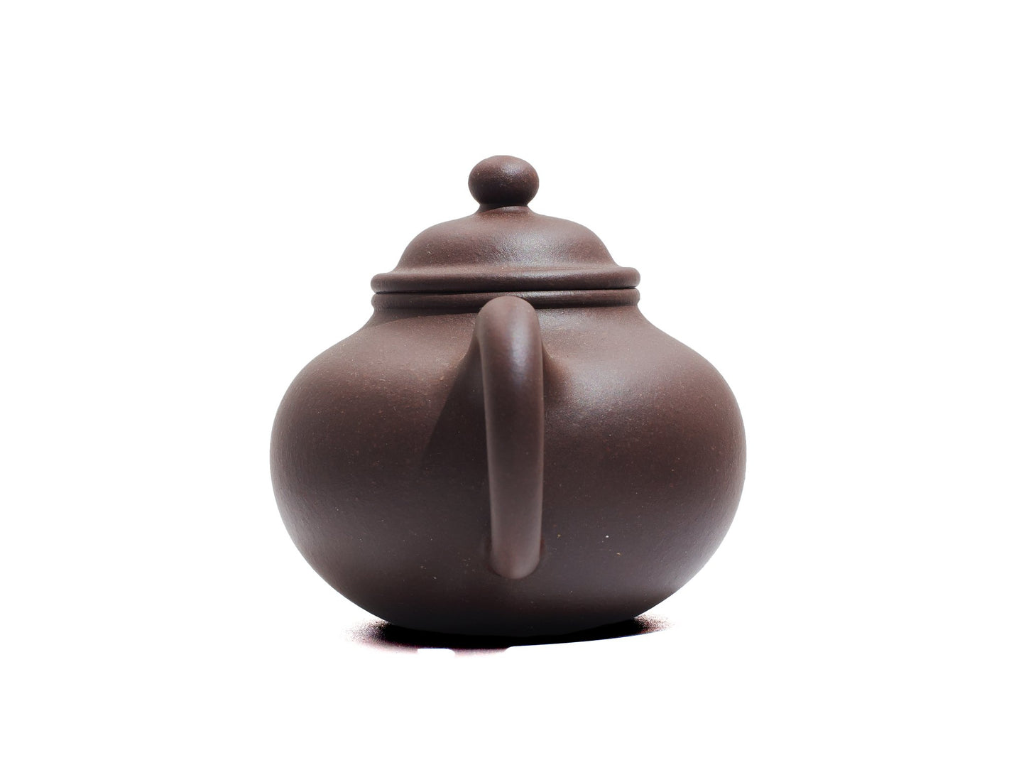 Back handle view of Da Heng Duo Qiu Yixing teapot, 150ml Bronze-grade