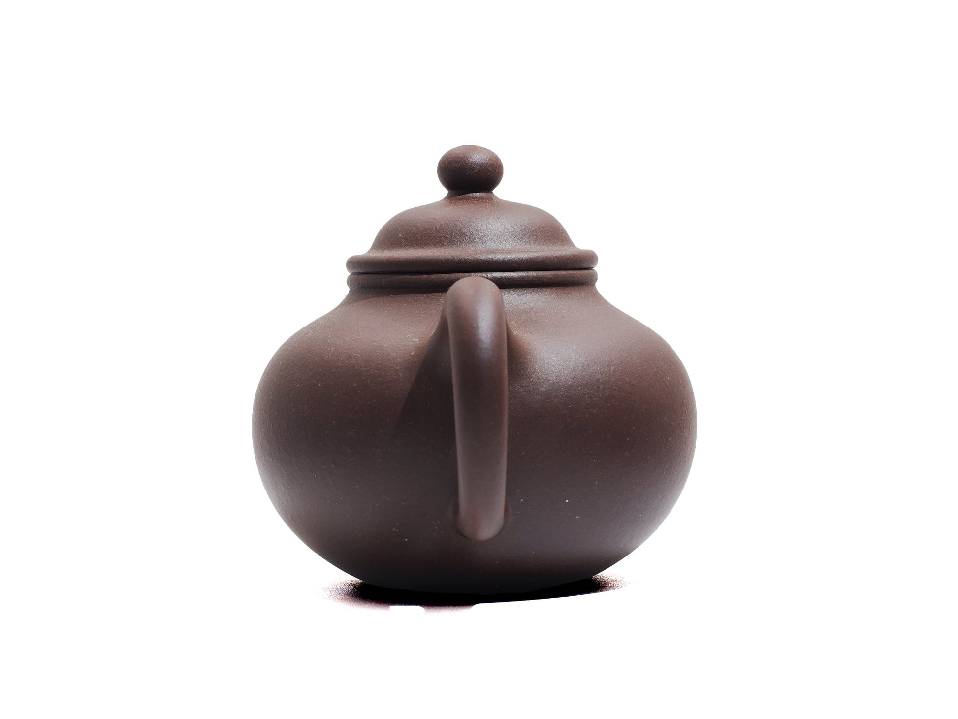 Back handle view of Da Heng Duo Qiu Yixing teapot, 150ml Bronze-grade