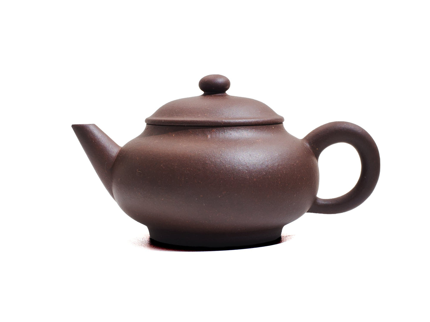 Right side view of Cha Zhi Ji Junde Yixing teapot in bronze grade purple clay