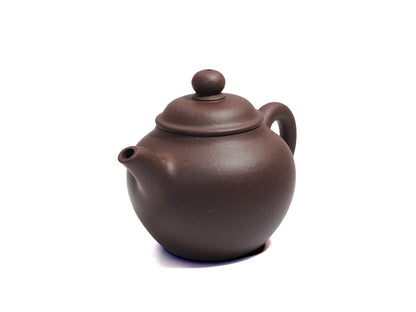 Angled front-left view of Yi Gong Qiu Shui Yixing teapot, 50ml bronze-grade