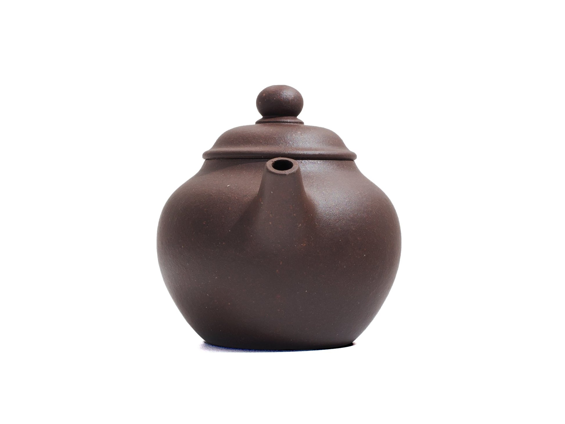Front spout view of Yi Gong Qiu Shui Yixing teapot, 50ml bronze-grade