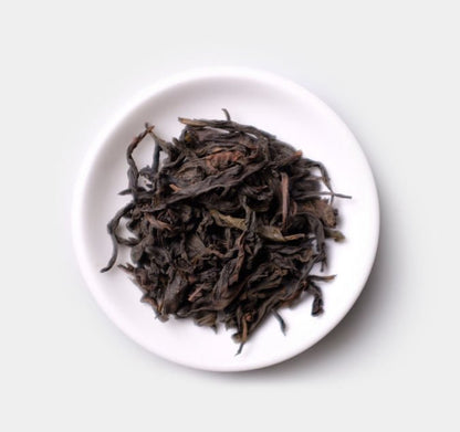 Loose leaves of Handmade Bai Ji Guan Wuyi Cliff Tea from Cha Zhi Ji