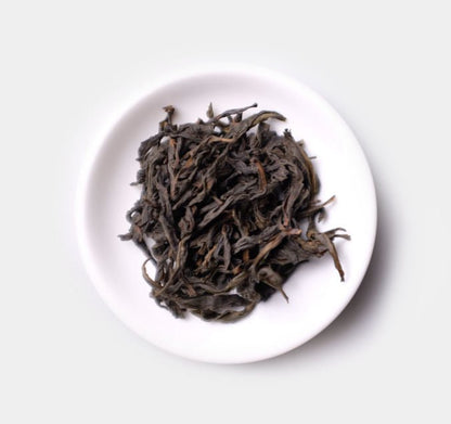 Loose leaves of Handmade Bu Zhi Chun Wuyi Cliff Tea from Cha Zhi Ji