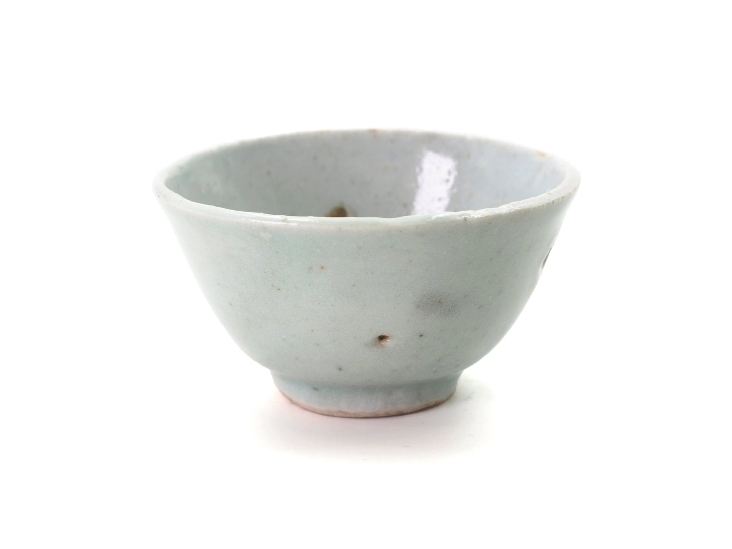 Front view of Mid-Qing Dynasty Celadon Cup from Cha Zhi Ji