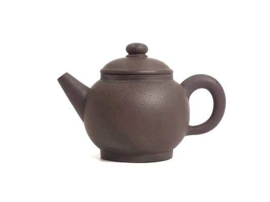 Front view of Yixing Zisha Wood Fired Ju Lun Zhu Teapot, 120ml, Zhao Zhuang Hong Ni, from Cha Zhi Ji